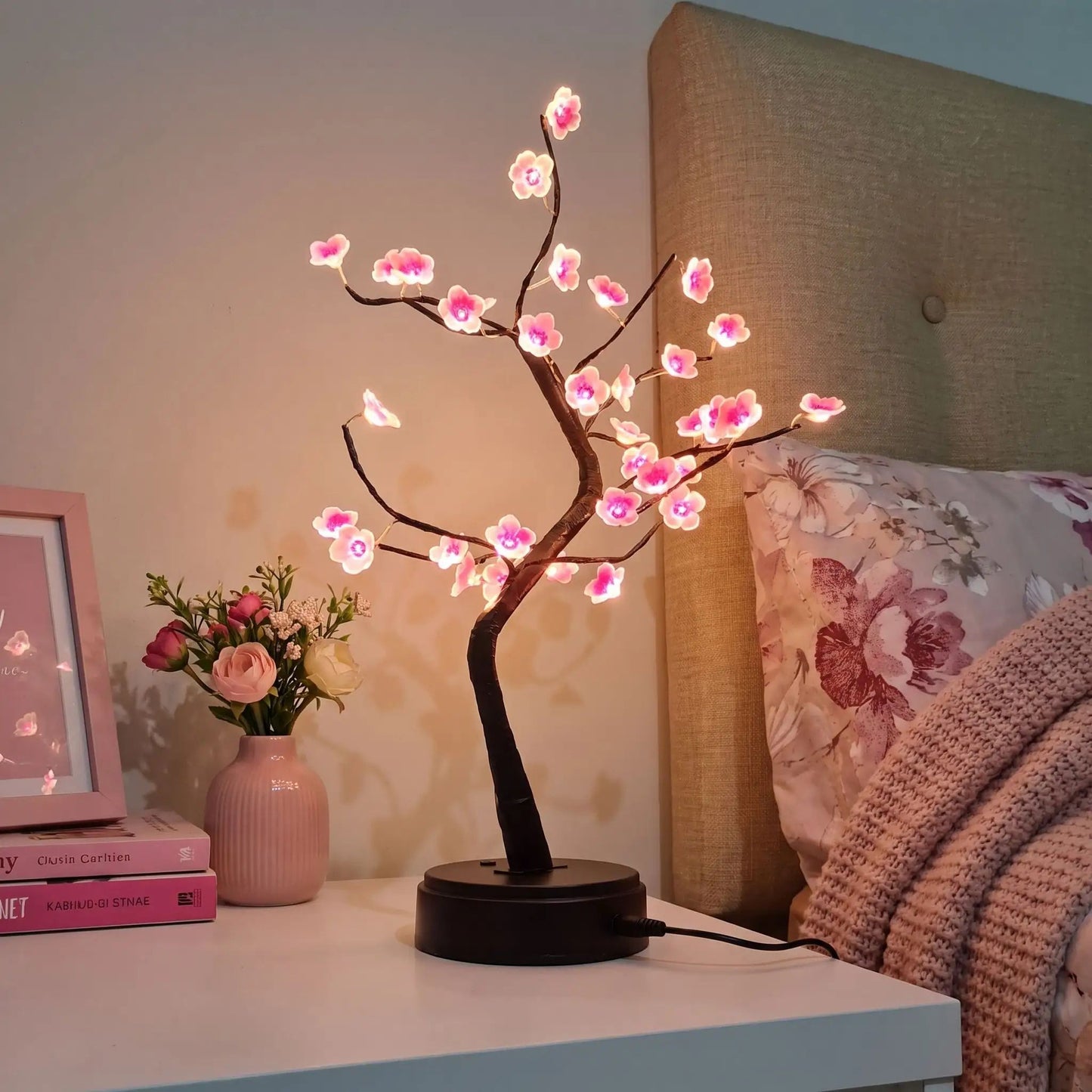 lampe de chevet design chambre fleurs de prunier rose led