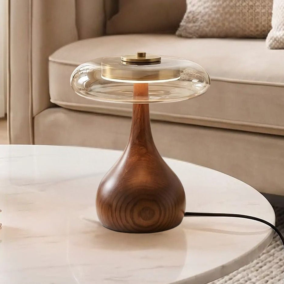 Lampe a poser petite table ronde sejour vu rapproche retro bois ambre