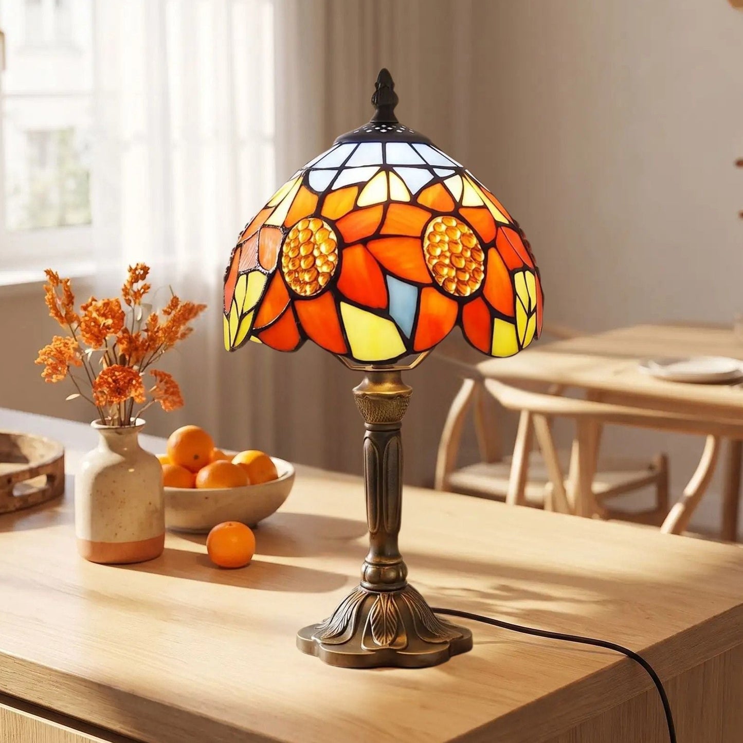 Lampes à poser comptoir vu rapproche style tiffany aux motifs de tournesols colores