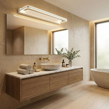 applique de salle de bain abat jour clair au dessus grand miroir eclairage multi faces