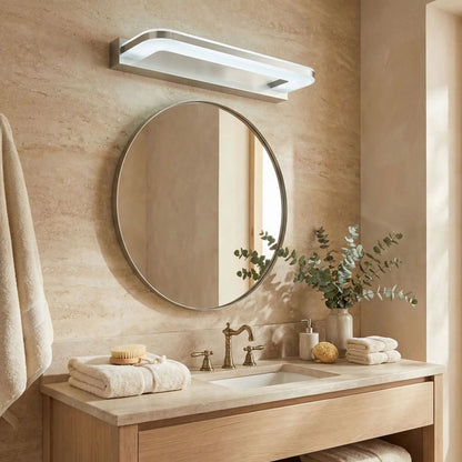 applique de salle de bain abat jour givre au dessus miroir rond