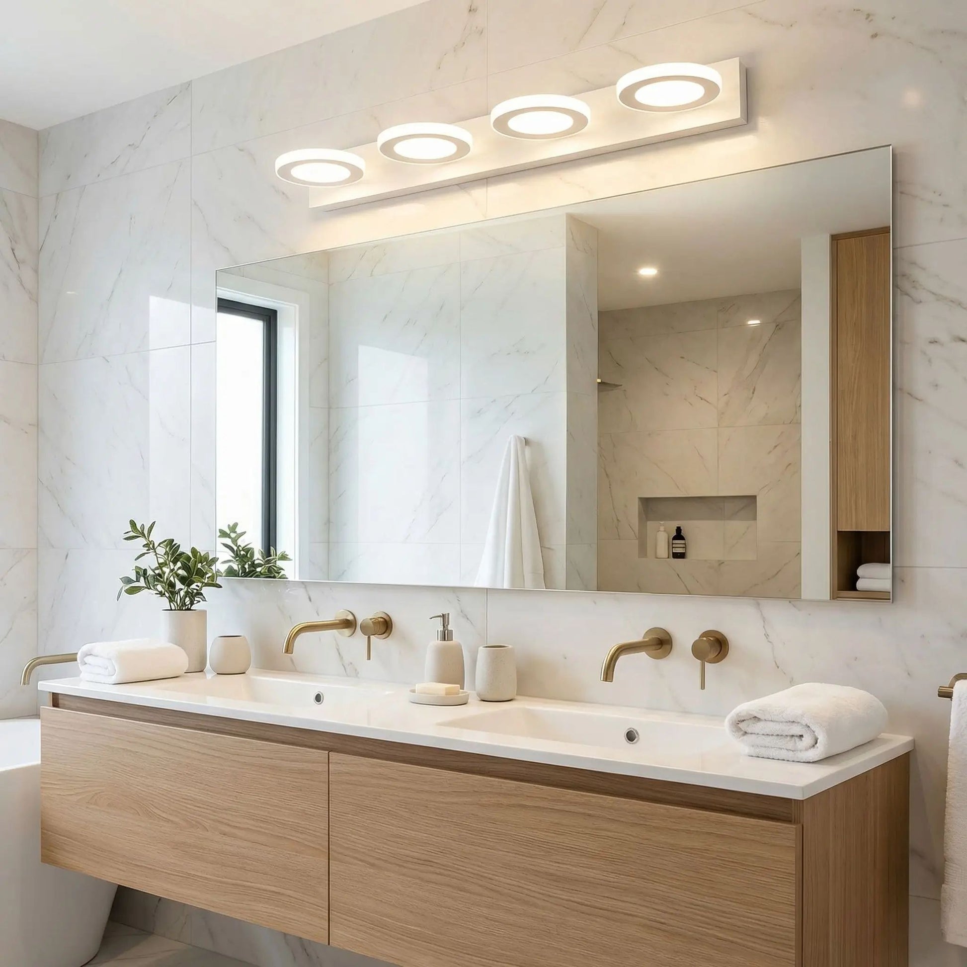 applique de salle de bain couleur blanc 4 lumieres au dessus doubles vasques