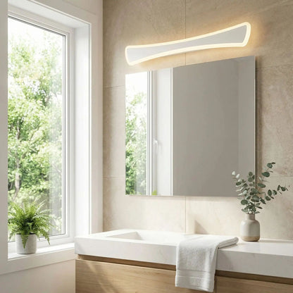 applique de salle de bain couleur blanc au dessus miroir carre led curved design