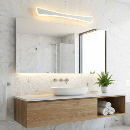 applique de salle de bain couleur blanc au dessus miroir led curved design
