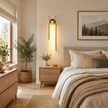 applique mural chambre noire doree avec plante cerf scandinave led