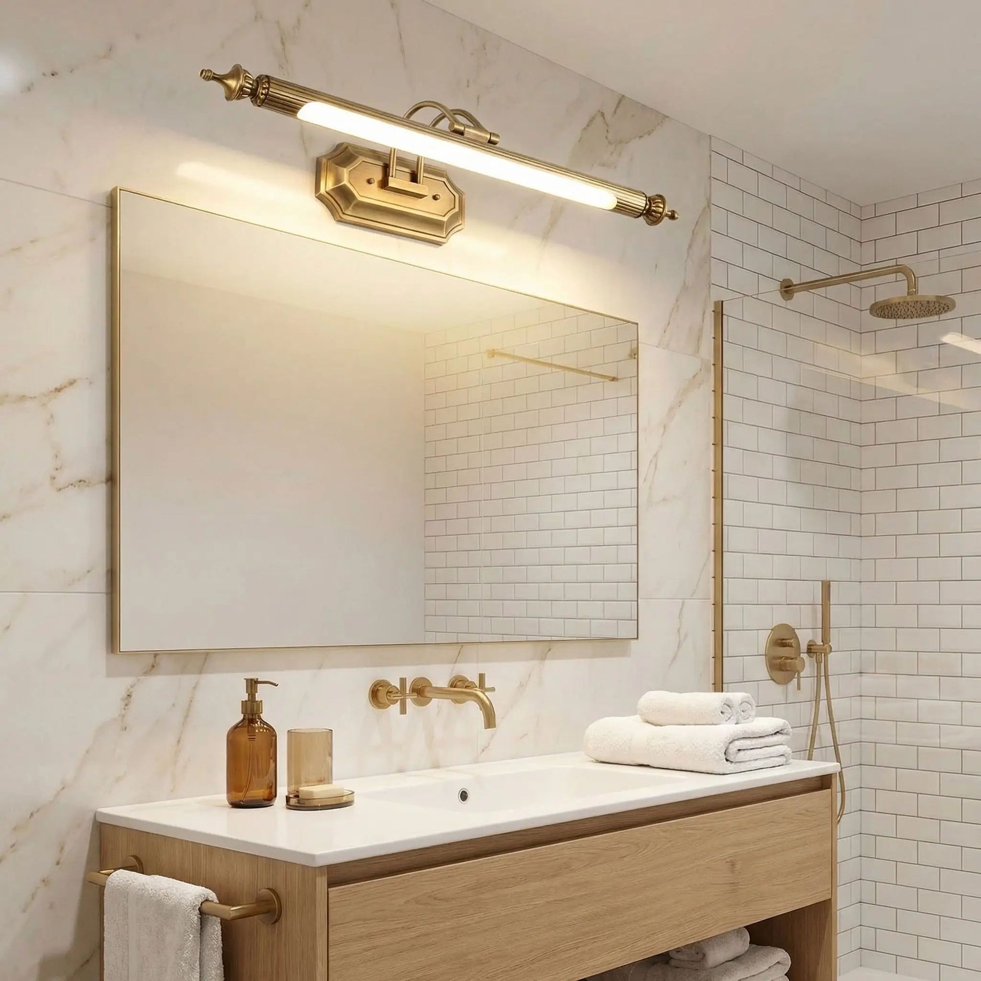 applique murale salle de bain style europeen au dessus miroir rectangle retro doree