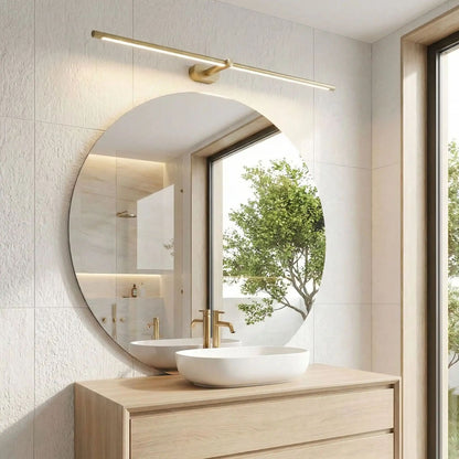 applique pour salle de bain couleur or au dessus miroir rond scandinave