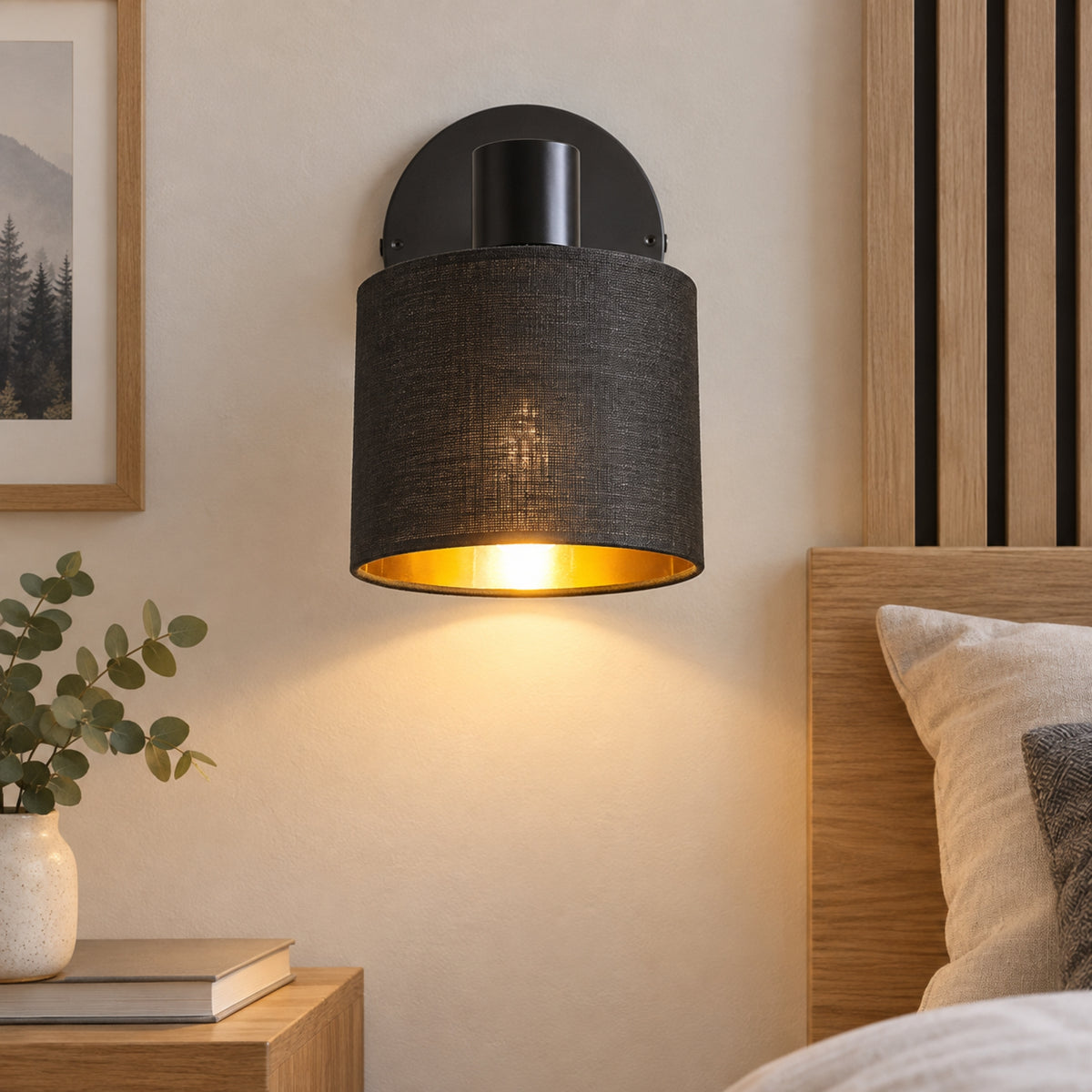 appliques murales pour chambre noire abat-jour noir vue devant scandia luminosite reglable