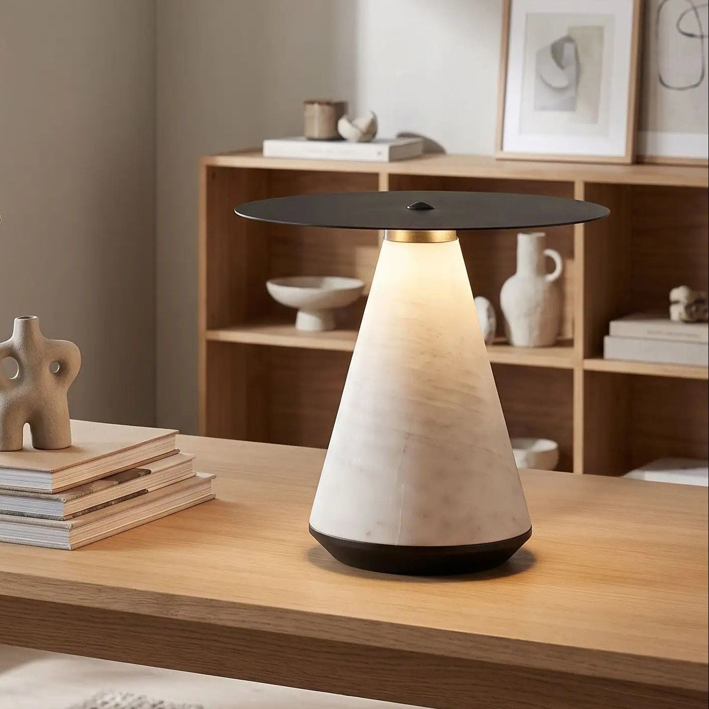 lampe a bureau avec plante vu rapproche tactile rechargeable
