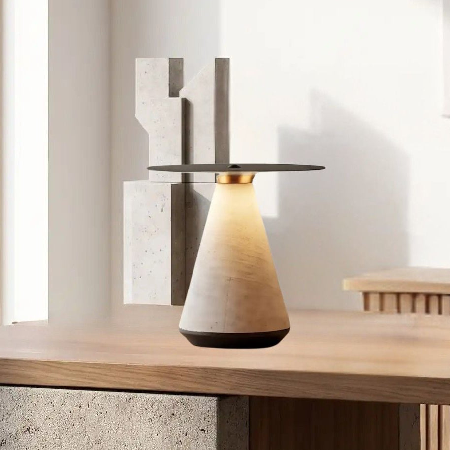 lampe a bureau avec vase vu rapproche tactile rechargeable