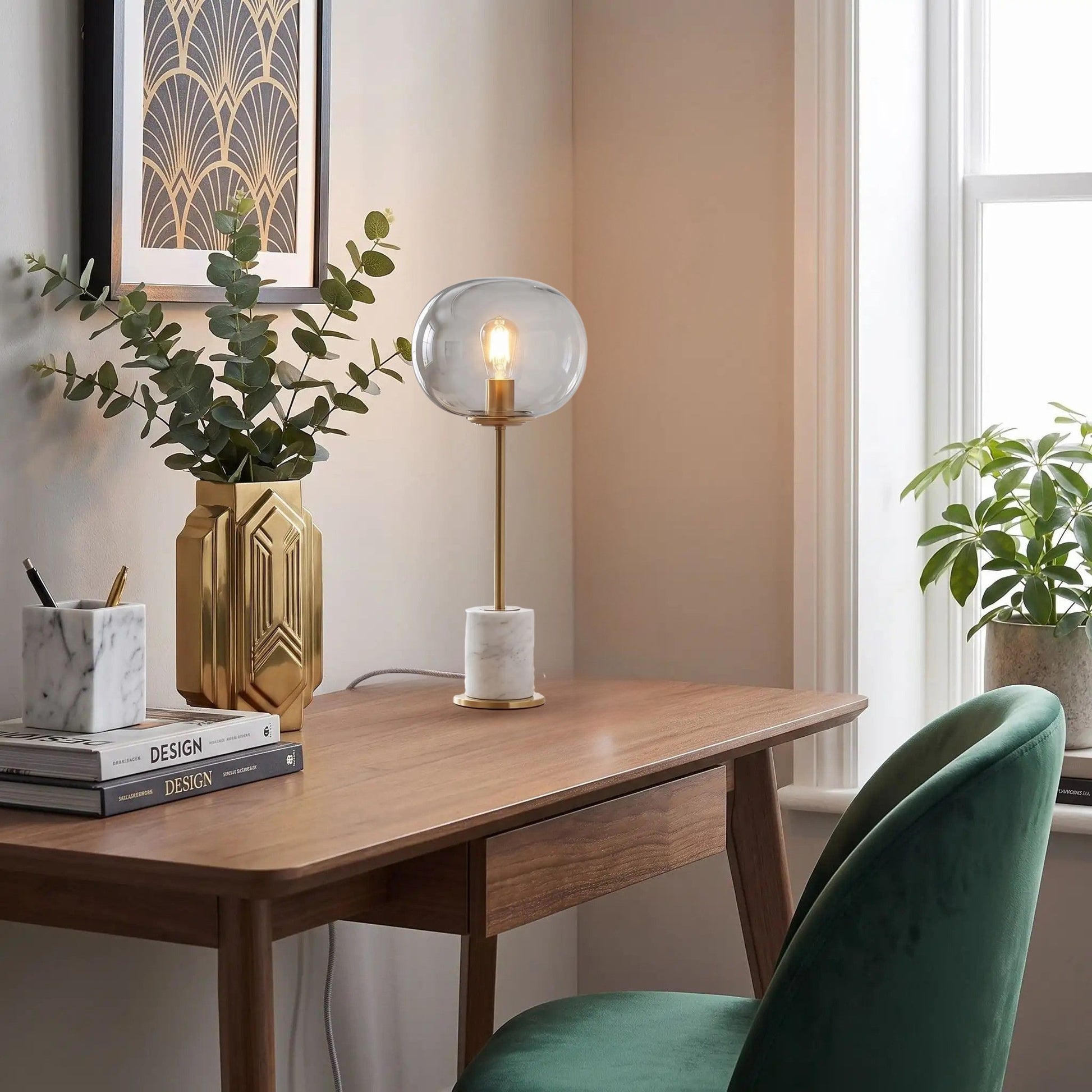 lampe a bureau blanc avec fenetre art deco marbre