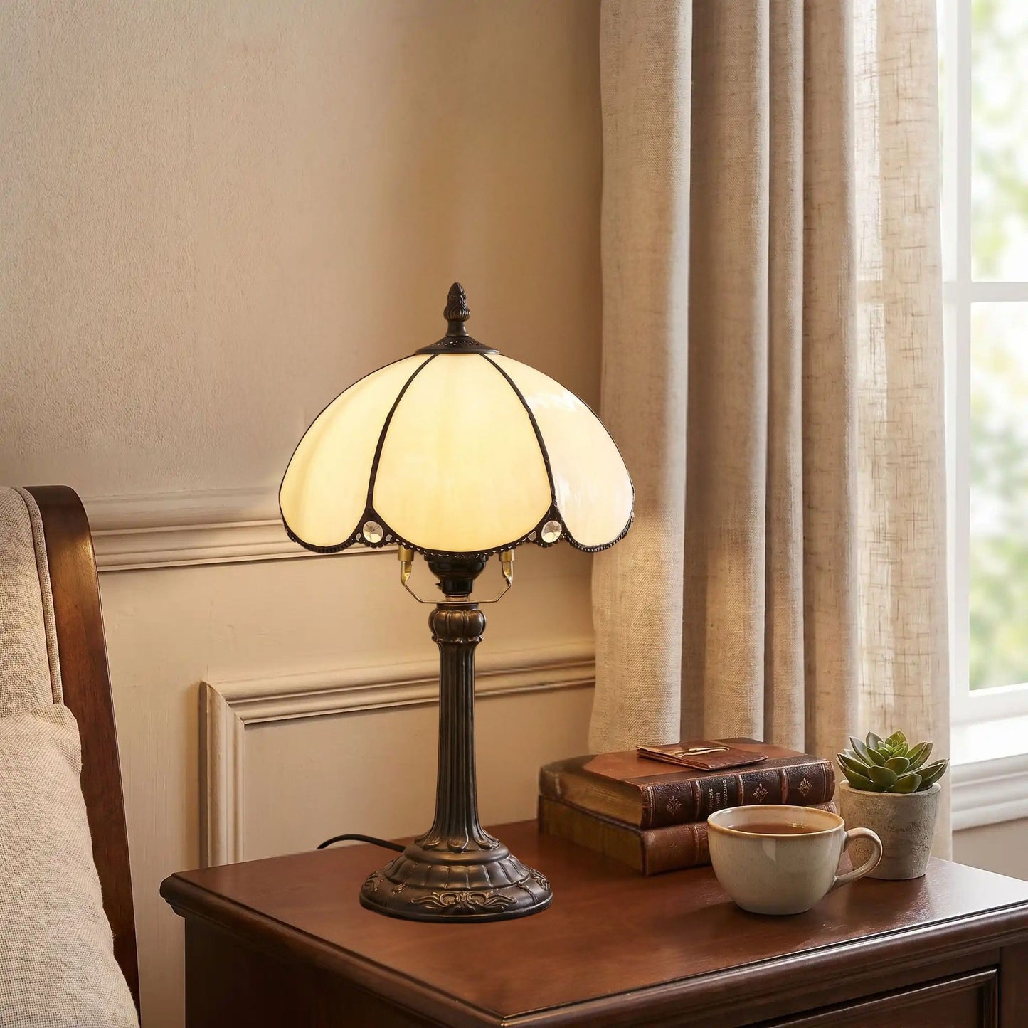 lampe a poser chevet tiffany verre teinte blanc