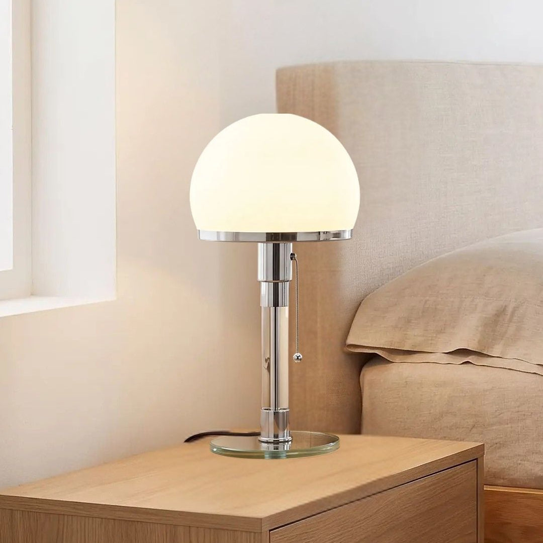 lampe à poser design chevet vu rapproche bauhaus nordique verre depoli