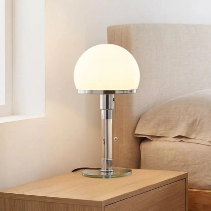 lampe à poser design chevet vu rapproche bauhaus nordique verre depoli