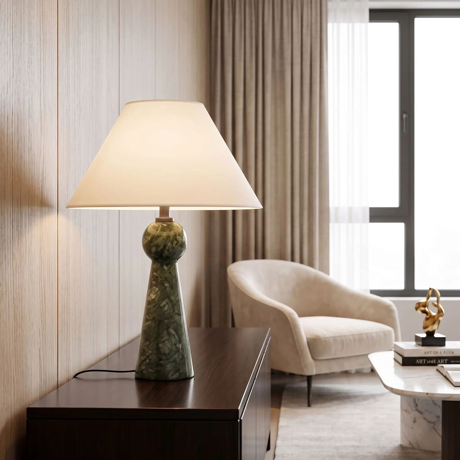 lampe à poser salon avec fenetre marbre vert sculpte