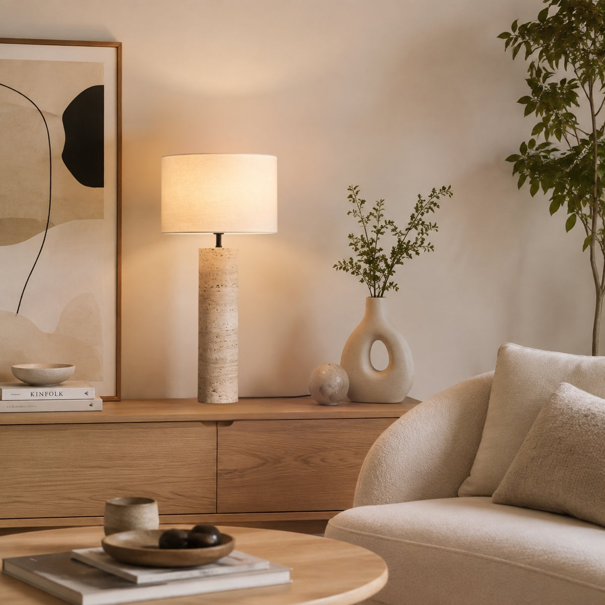 lampe à poser salon avec vase roche de travertin naturelle