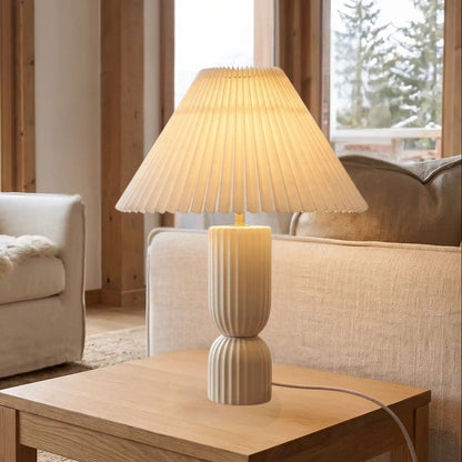 lampe à poser sejour vu rapproche scandinave ceramique blanche