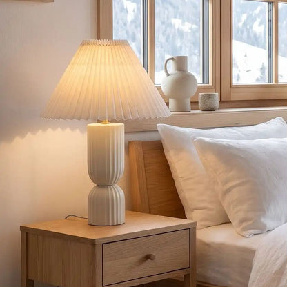 lampe à poser table chevet vu rapproche scandinave ceramique blanche