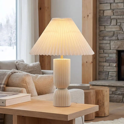lampe à poser table sejour vu rapproche scandinave ceramique blanche