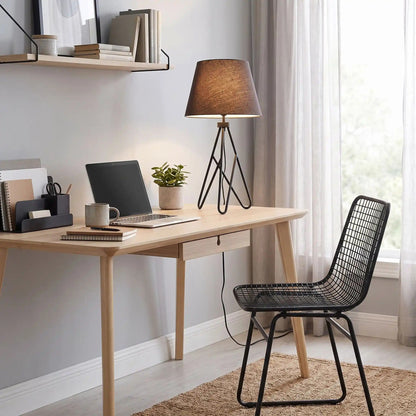 lampe bureau avec ordinateur industriel et elegance scandinave