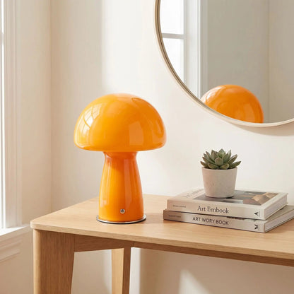 Lampe champignon orange Vintage 70 sur table orange rétro