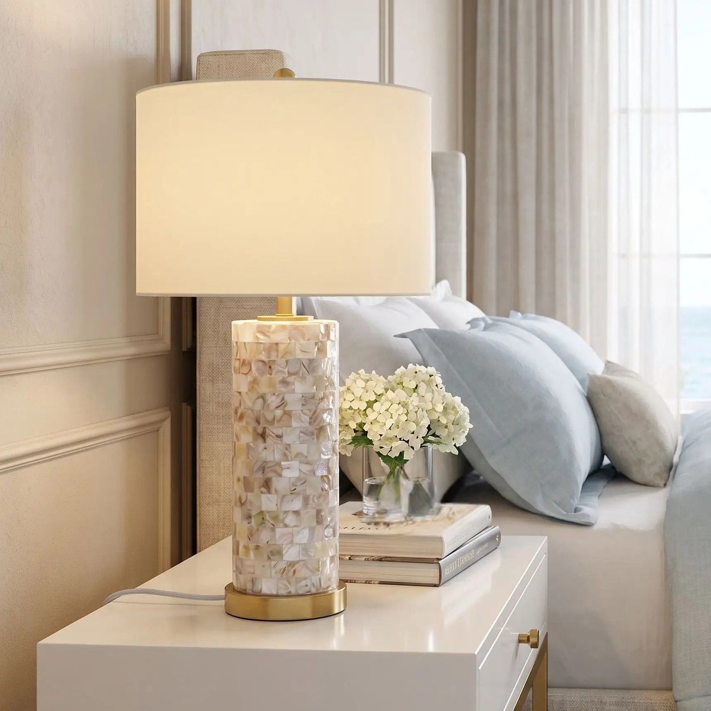 lampe chevet chambre vu rapproche coquillage naturel