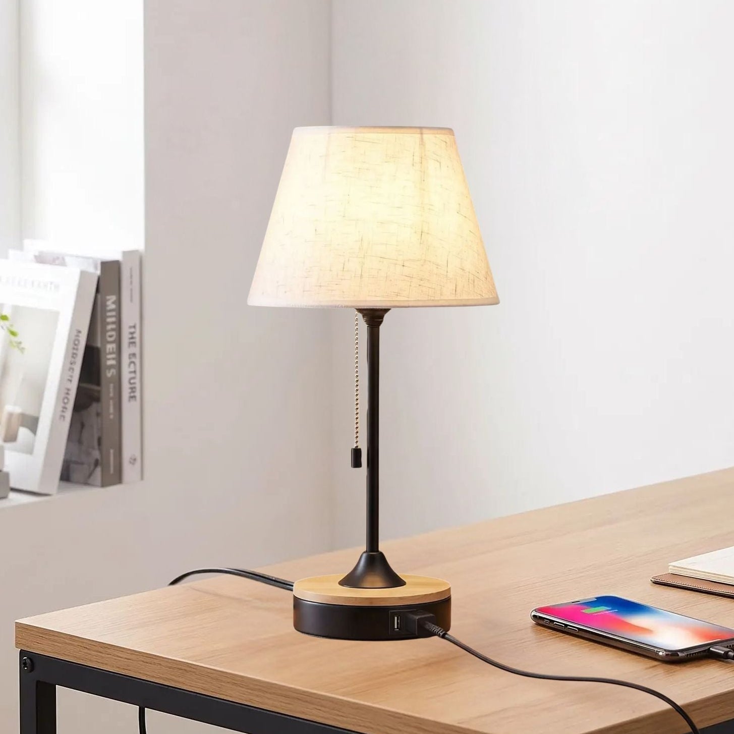 lampe de bureau cellulaire branche vu rapproche design scandinave ports usb pratiques