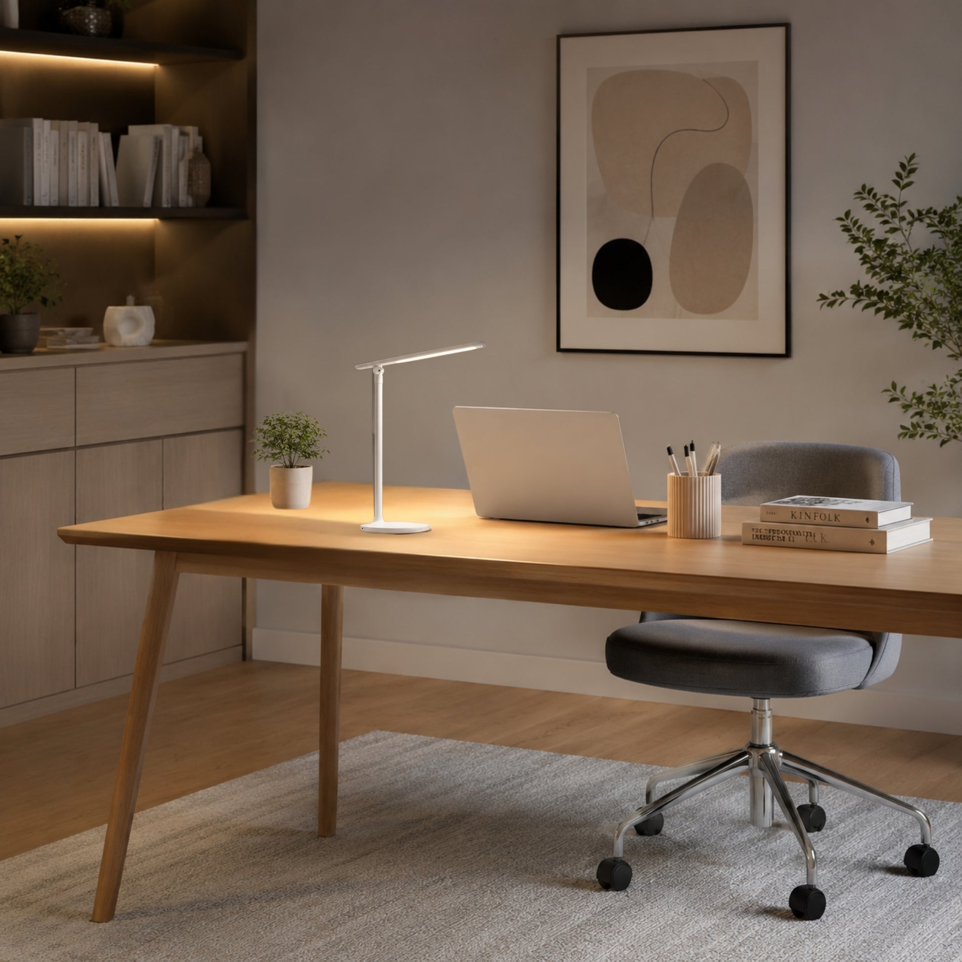 lampe de bureau led blanche sur bureau pliable rechargeable