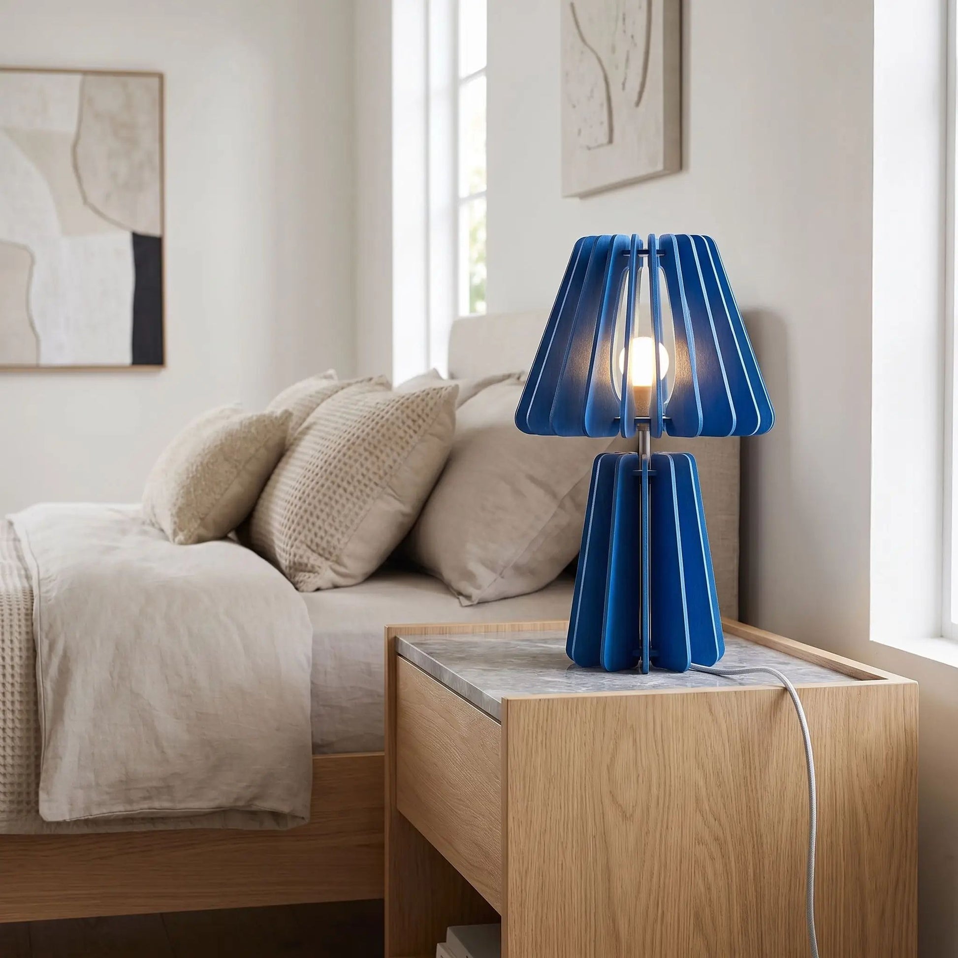 lampe de chevet design bleu ciel chambre ecoresponsable pet recycle