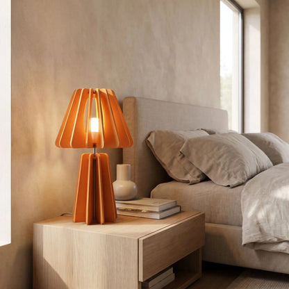 lampe de chevet design orange sur table chevet ecoresponsable pet recycle