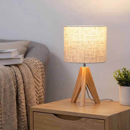 lampe de table chambre avec plante trepied scandinave