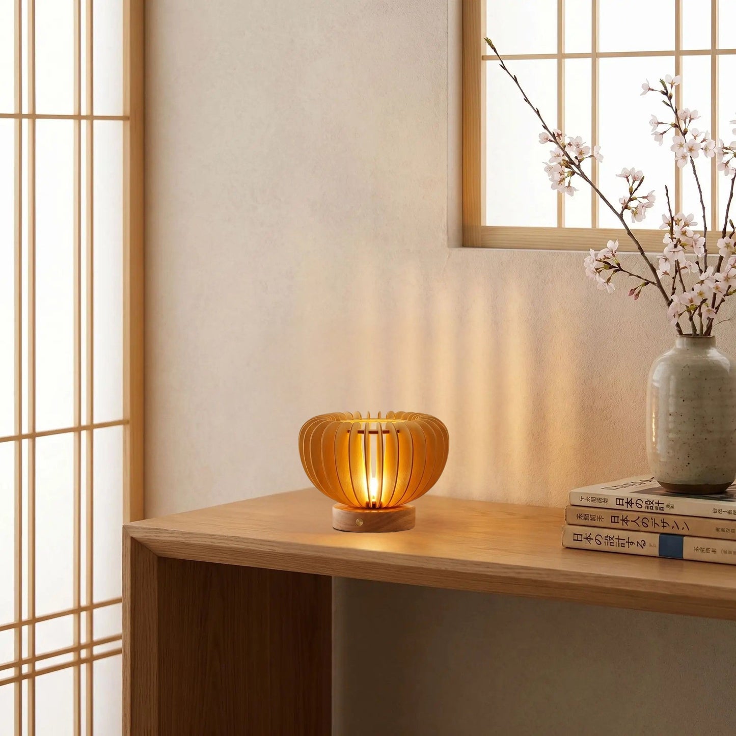 lampe de table en bois sejour avec fleur retro japonais