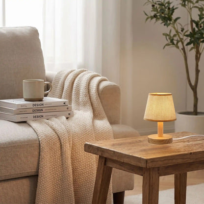 lampe de table en bois sejour petite organique scandinave
