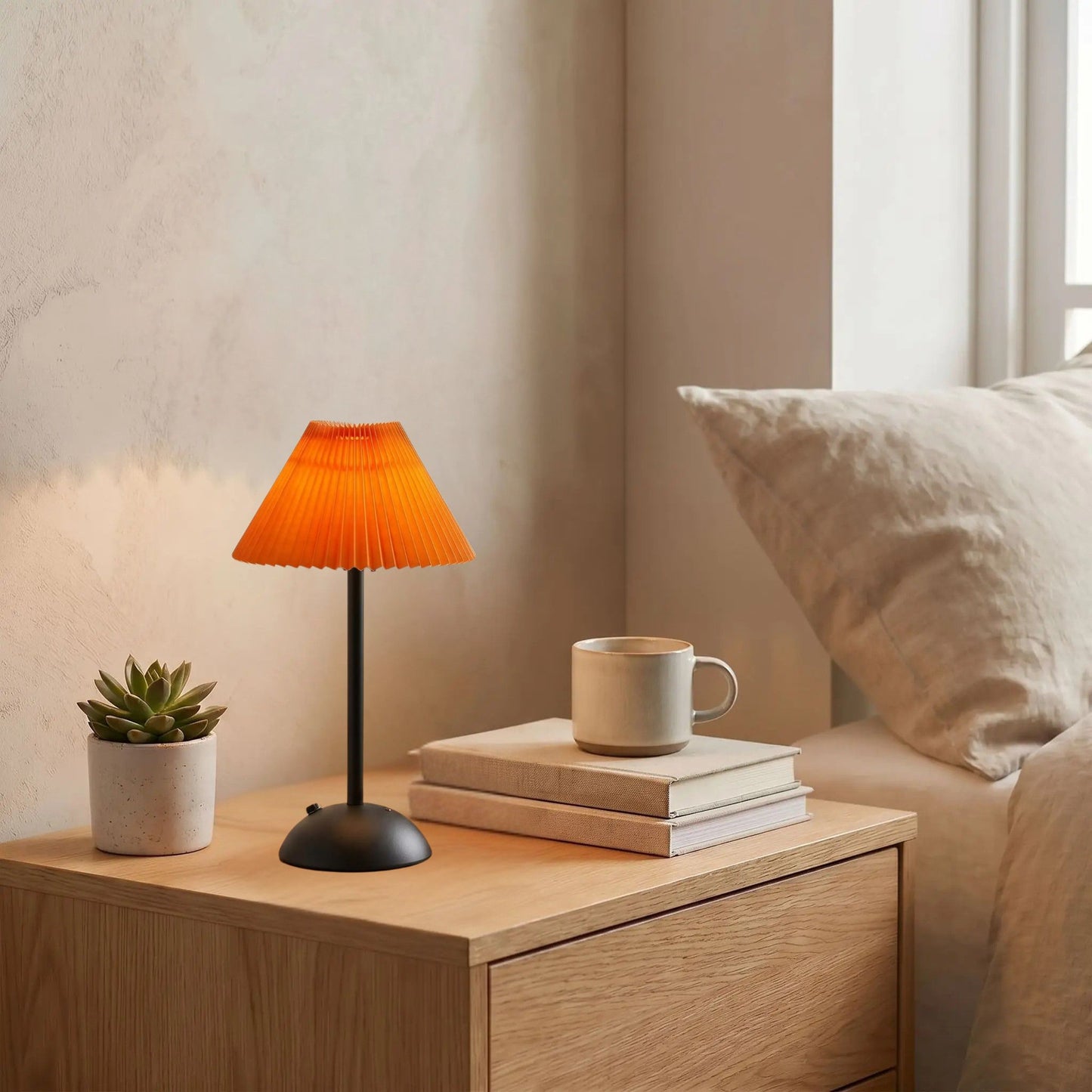 lampe de table rechargeable noir abat-jour orange noir coloree