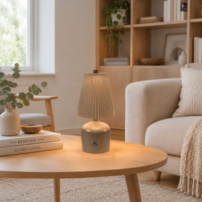 lampe de table sans fil beige sable table sejour petite stylee