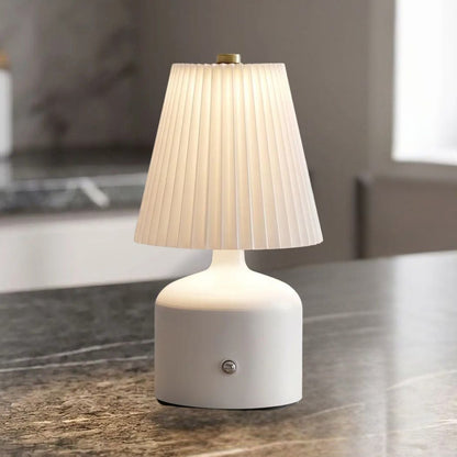 lampe de table sans fil blanc vue rapproche petite stylee