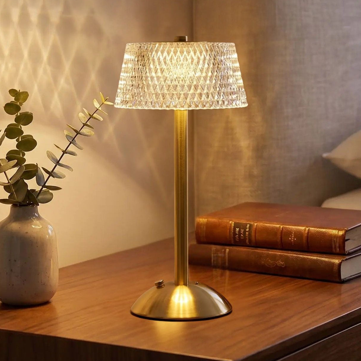 lampe de table sans fil chevet brune vue rapproche lumiere diamant