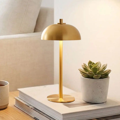 lampe de table sans fil couleur or vue rapproche lumina pro