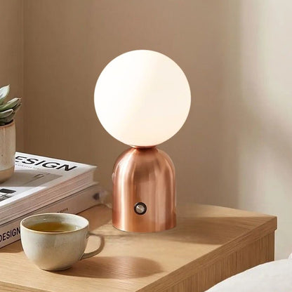 lampe de table sans fil cuivre vue rapproche petite coloree