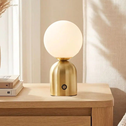 lampe de table sans fil doree vue rapproche petite coloree