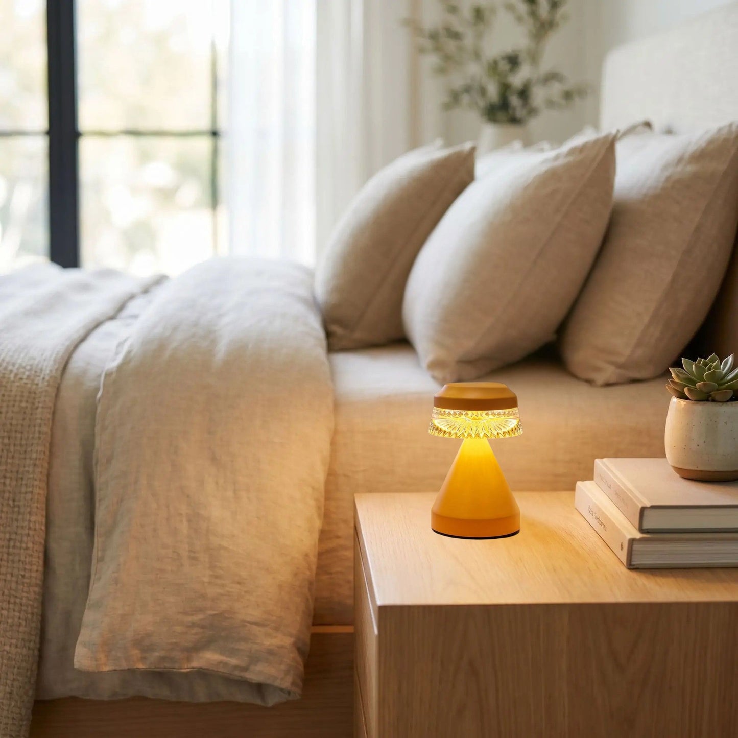 lampe de table sans fil orange chevet avec livre touche dambiance