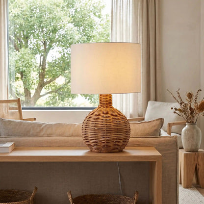 lampe de table sejour avec fenetre ronde artisanale