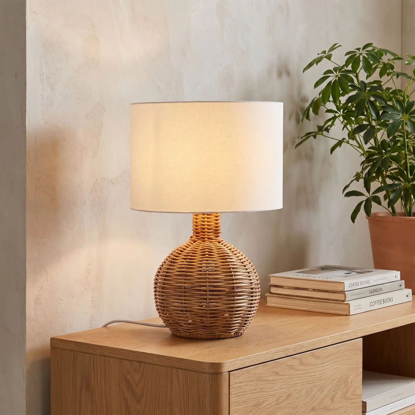 lampe de table sejour avec livre ronde artisanale