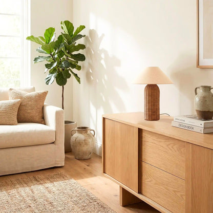 lampe de table sejour avec vase rotin tresse main