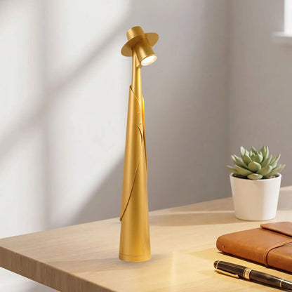 lampe rechargeables sans fil couleur or bureau vue rapproche figurine minimaliste