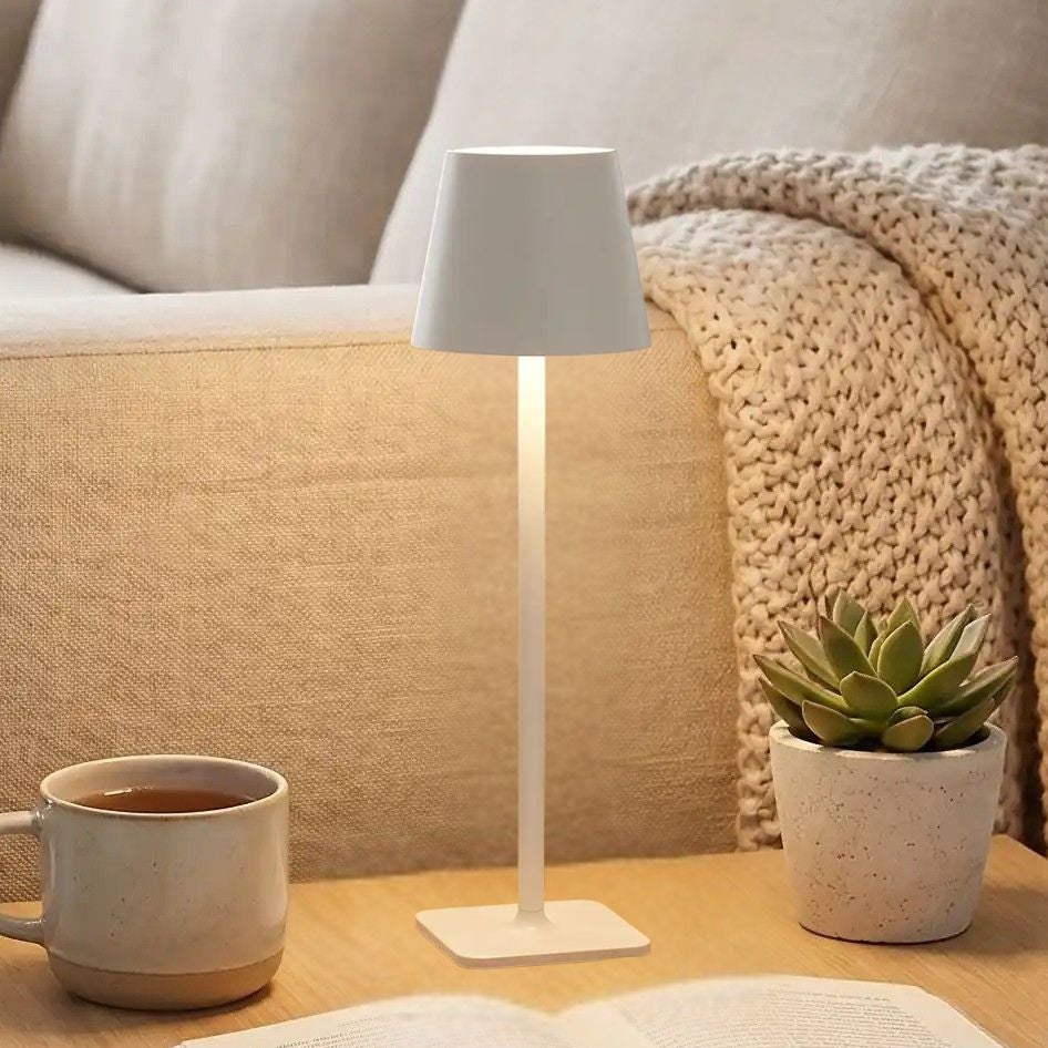 lampe sans fil blanc sejour vue rapproche nomade led 5w