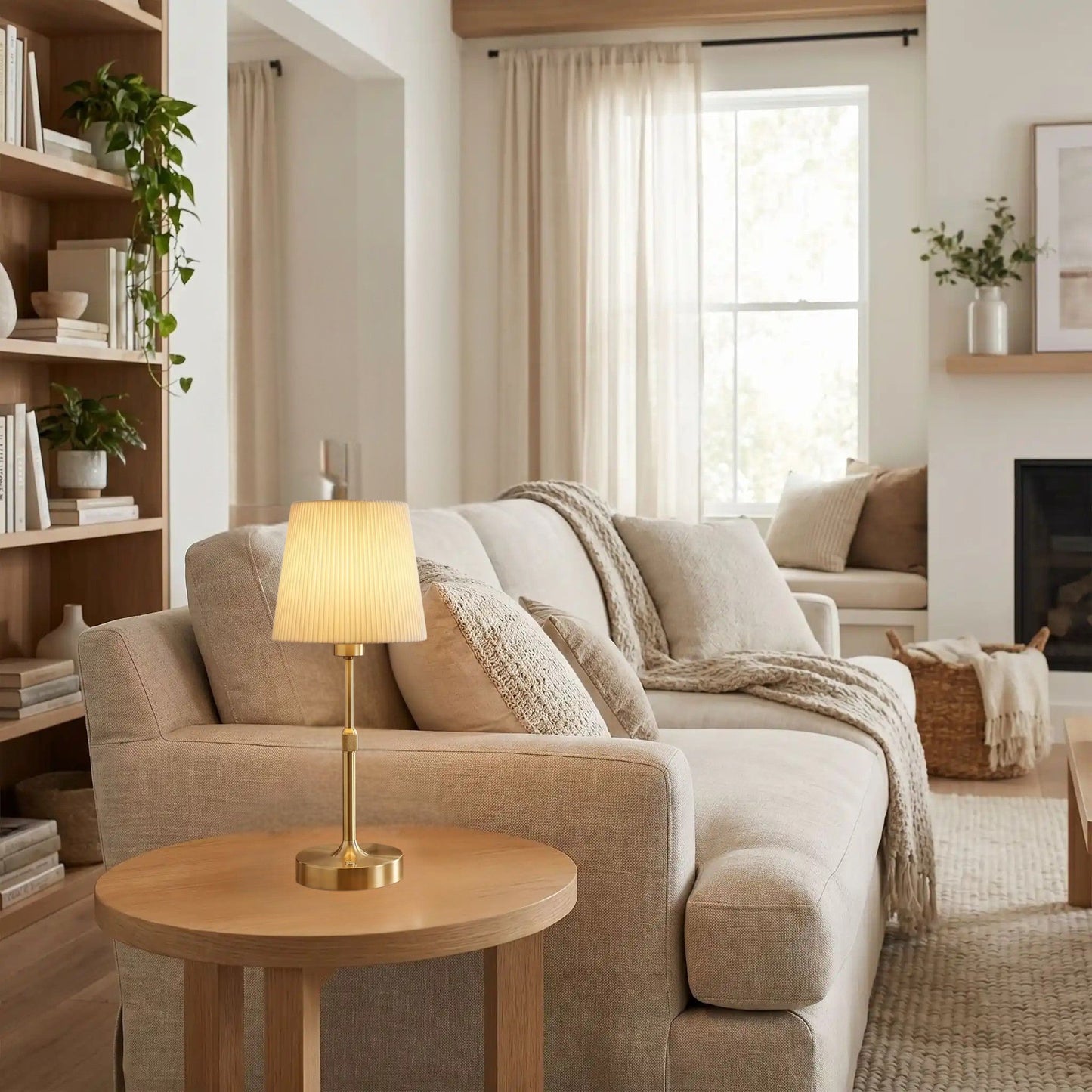 lampe sans fil couleur or salle sejour elegance plissee