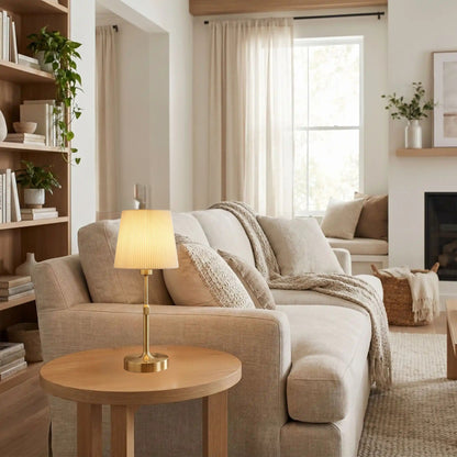 lampe sans fil couleur or salle sejour elegance plissee