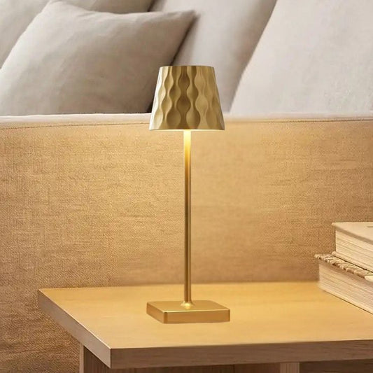lampe sans fil couleur or vue rapproche lumina nomade