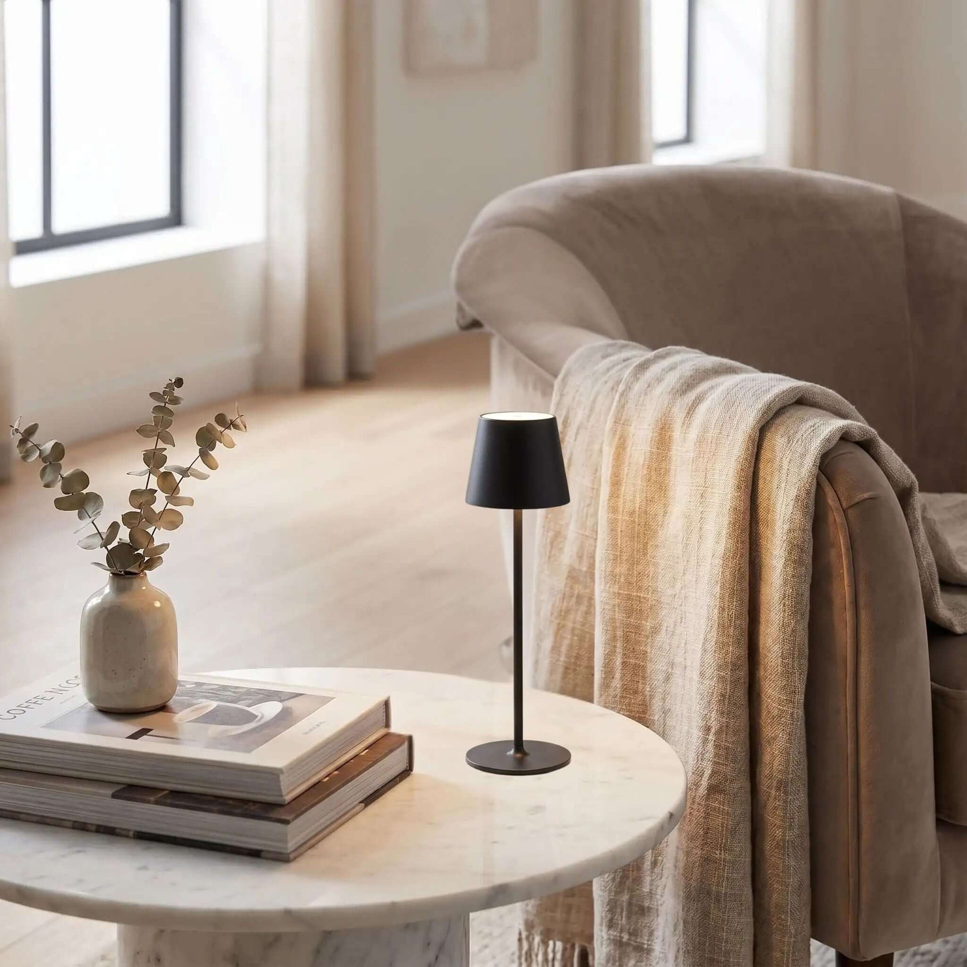 lampe sans fil noir table sejour autonomie durable